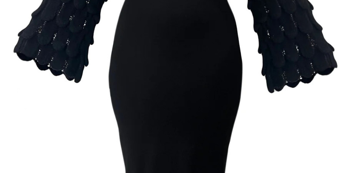 Embrace Elegance with Scalloped Bodycon Dresses
