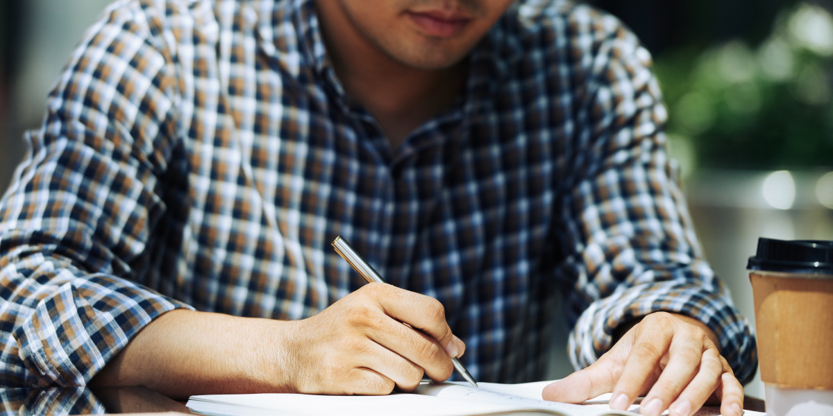 A Student's Guide: Choosing the Best Academic Writing Services in the UK