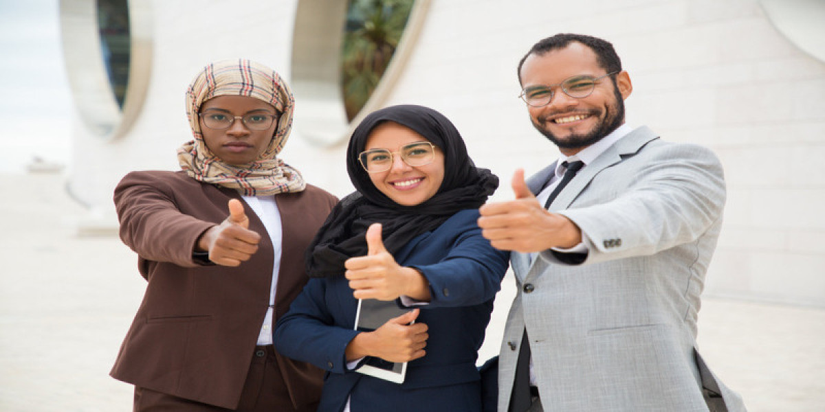 Jobs in Dubai in many ways, below are the most common ways and most effective.