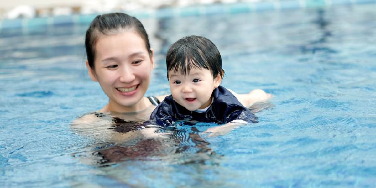 Female Swimming Coach in Singapore