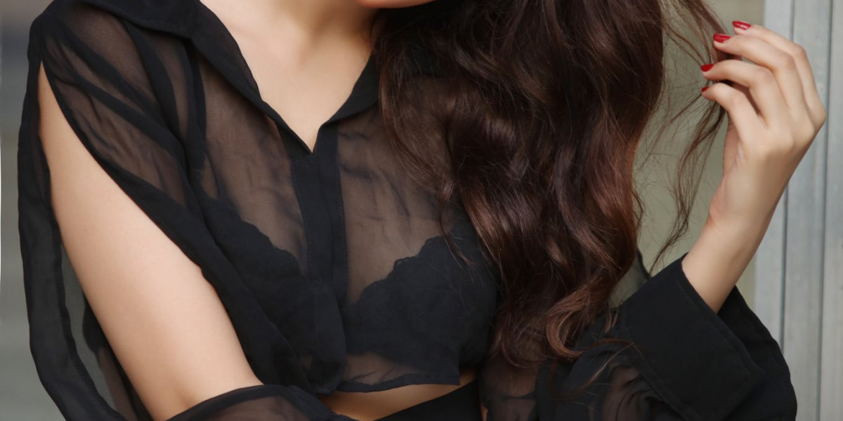 VIP Escorts In Dubai	+971525811763