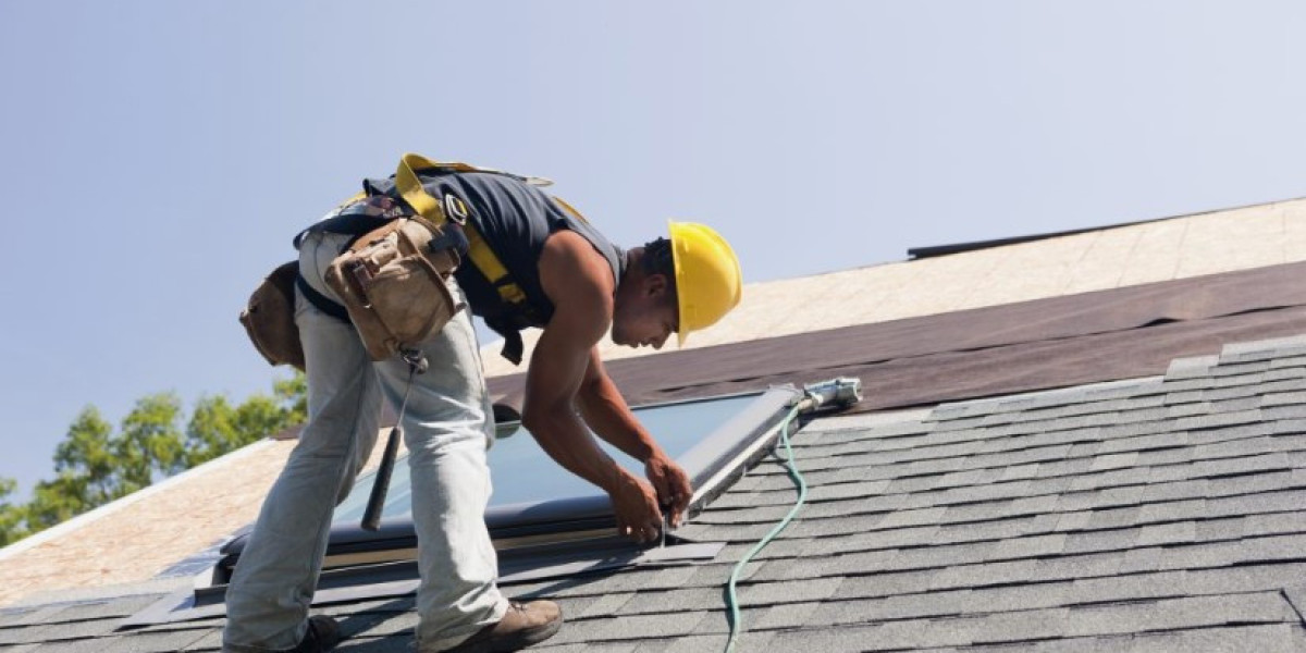 Common Roofing Problems in Ealing & How Roofers Can Help