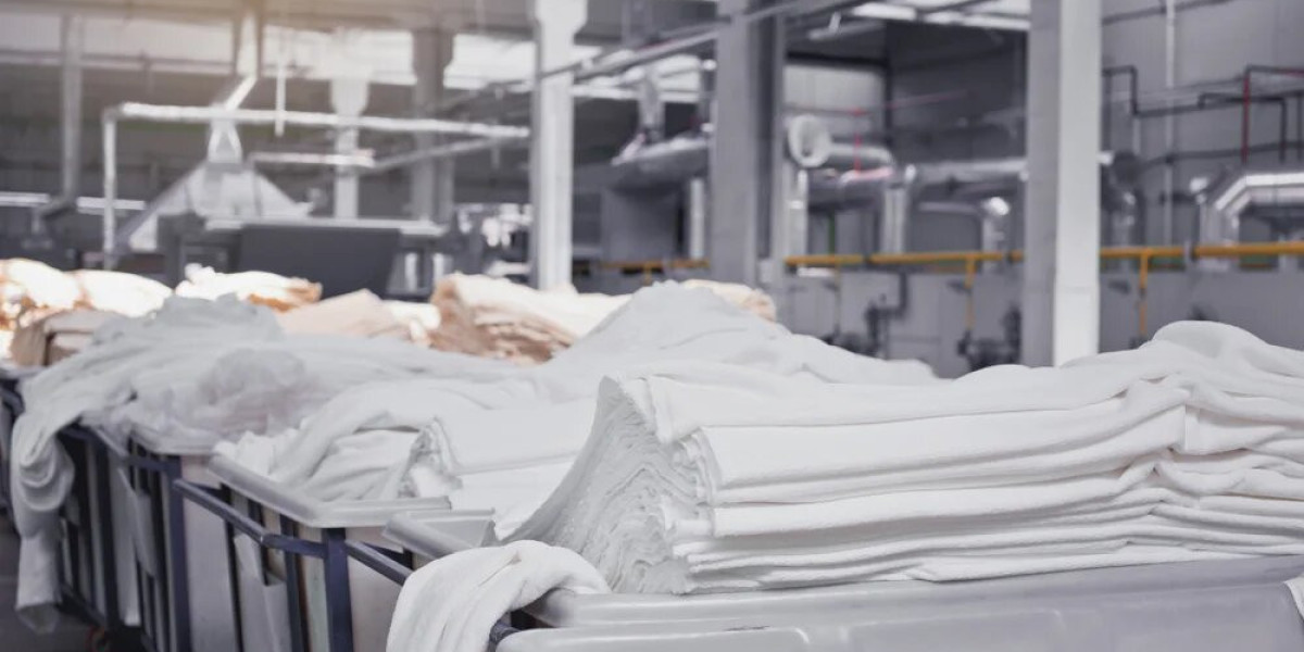Umar Garment: Your Trusted Sweatshirts Manufacturer in Pakistan