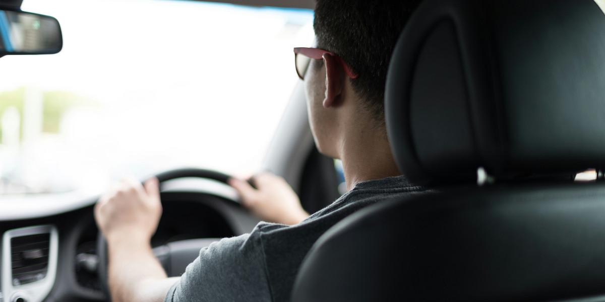 Driving School Scarborough: Crown Driving Academy Inc.