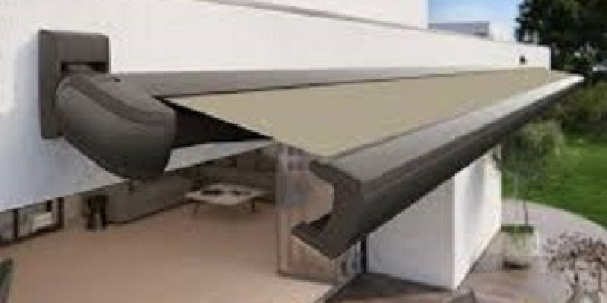 Motorised Blackout Blinds Basingstoke: Style Meets Smart Living