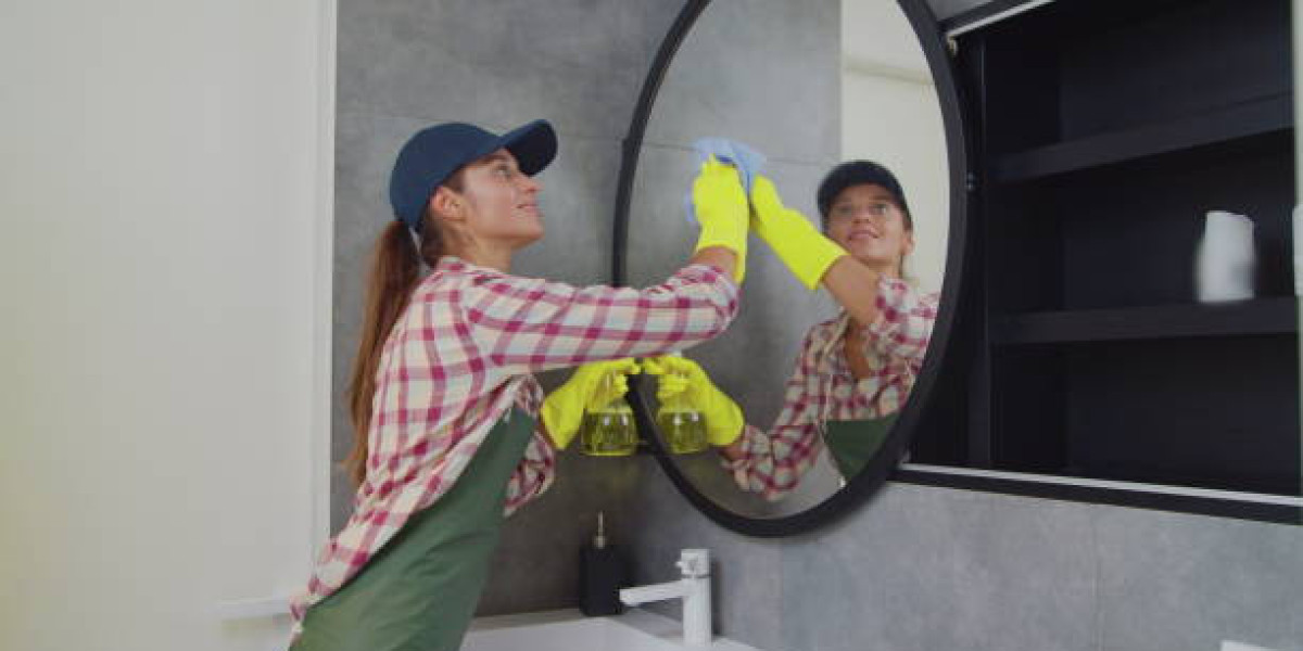 Custom Mirror: Reflecting Your Style with Unique Elegance