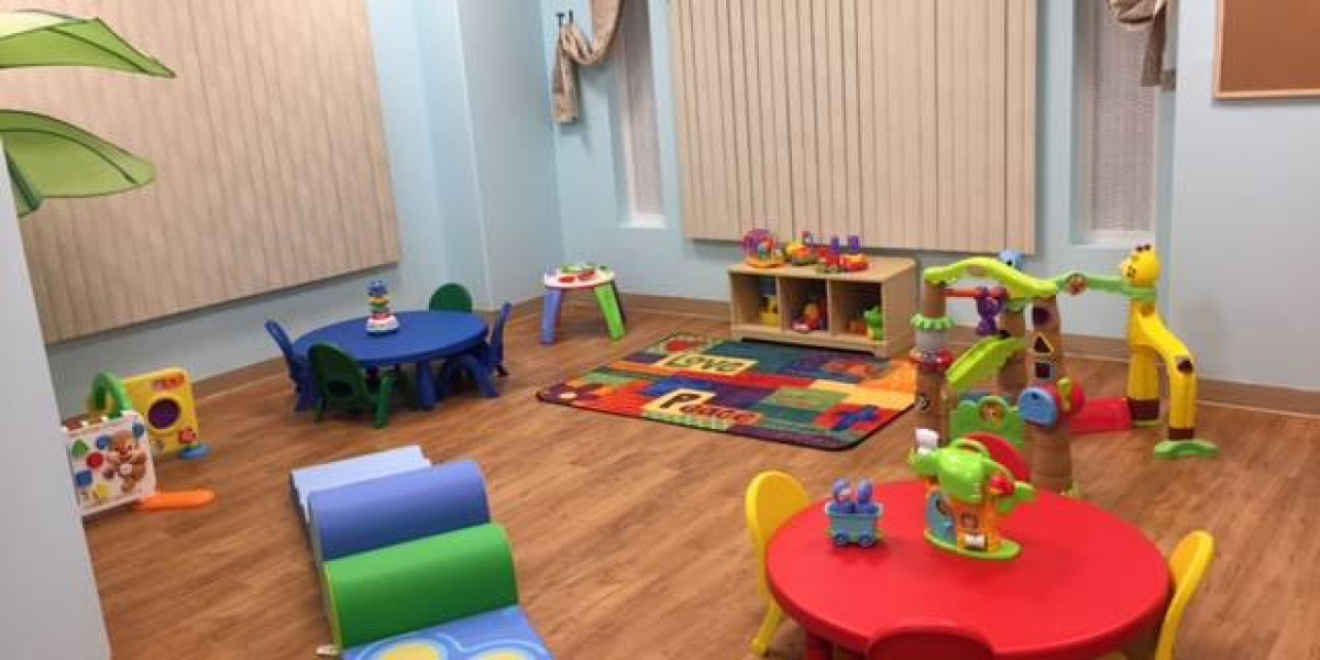 Online Daycare Applications That Save Time for Parents and Staff