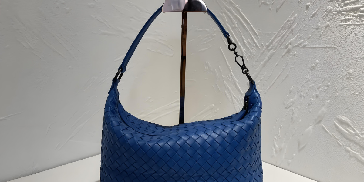 Bottega Veneta Arco托特包評測——編織工藝×容量實測全解析