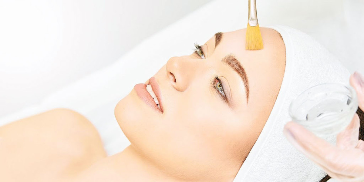 Mandelic Acid Market Insights: A Rising Star in Dermatology and Pharmaceuticals