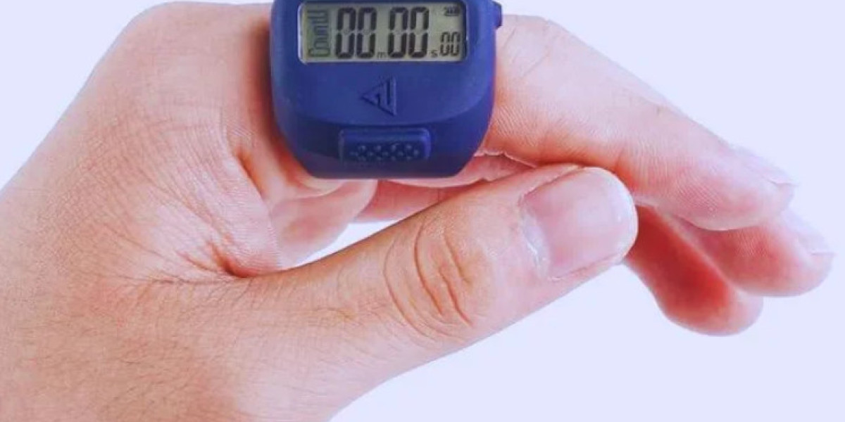Clip On Lap Counter: Easy Tool for Counting Laps