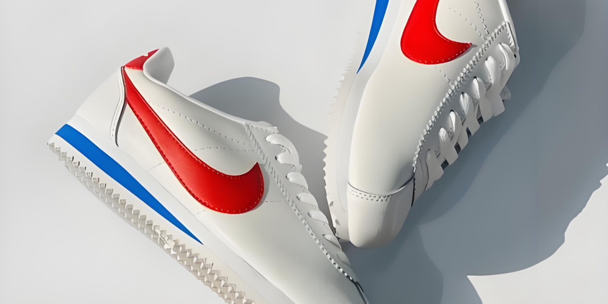 Nike熱賣跑步鞋全解析：從阿甘鞋到Sacai聯名，複古與潮流完美碰撞