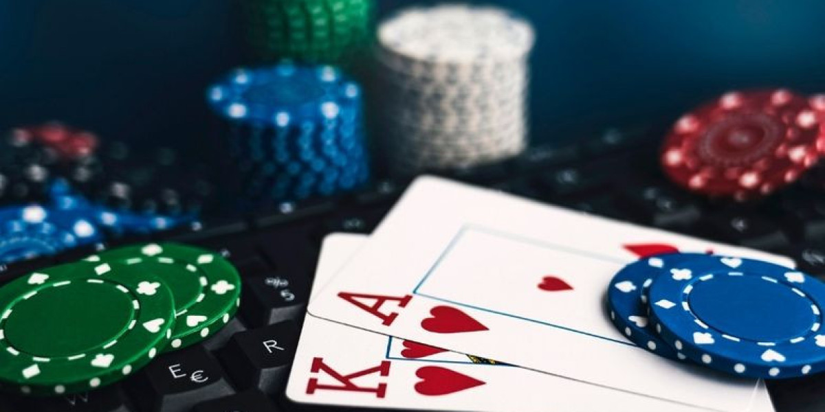 探索 GameQueen撲克：線上賭場玩家的首選撲克體驗