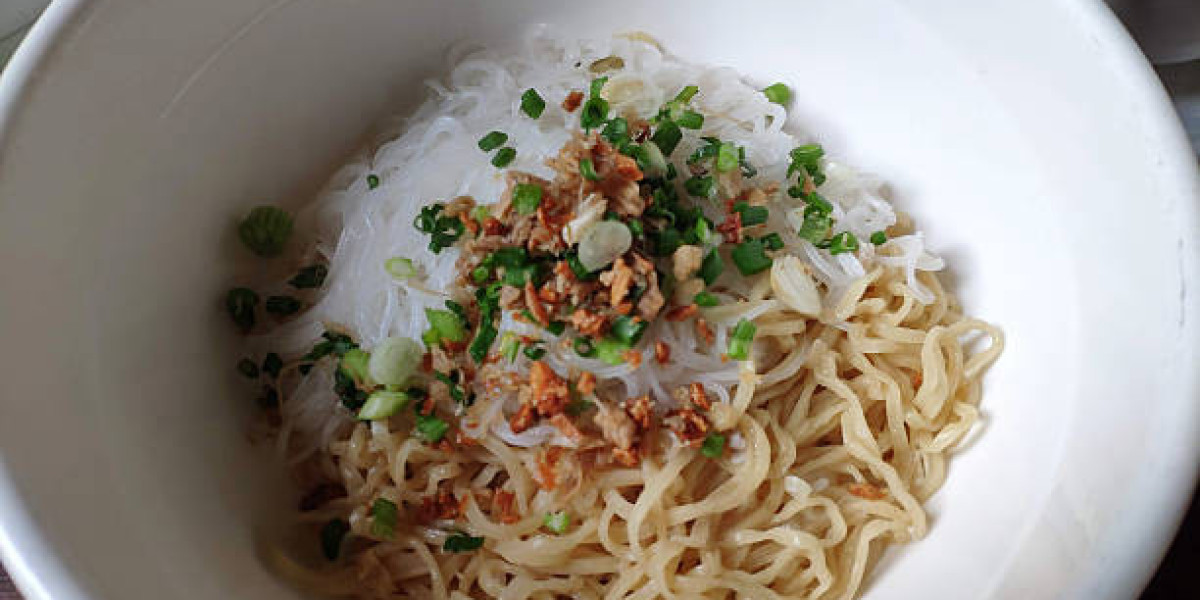 The Global Flavor Journey of Thai Rice Noodles