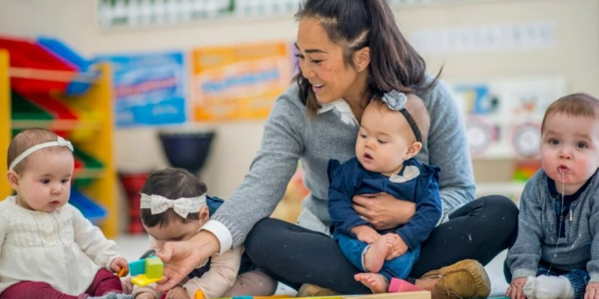 Loving Infant Daycare in Brookfield: Safe, Caring Environment for Your Baby