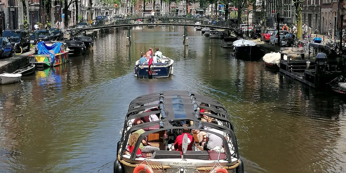 Amsterdam Light Festival Boat Tour