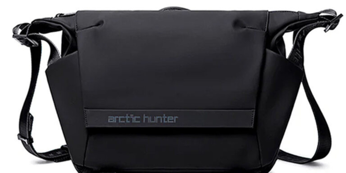 Fanny Pack Fashion Trends for 2025